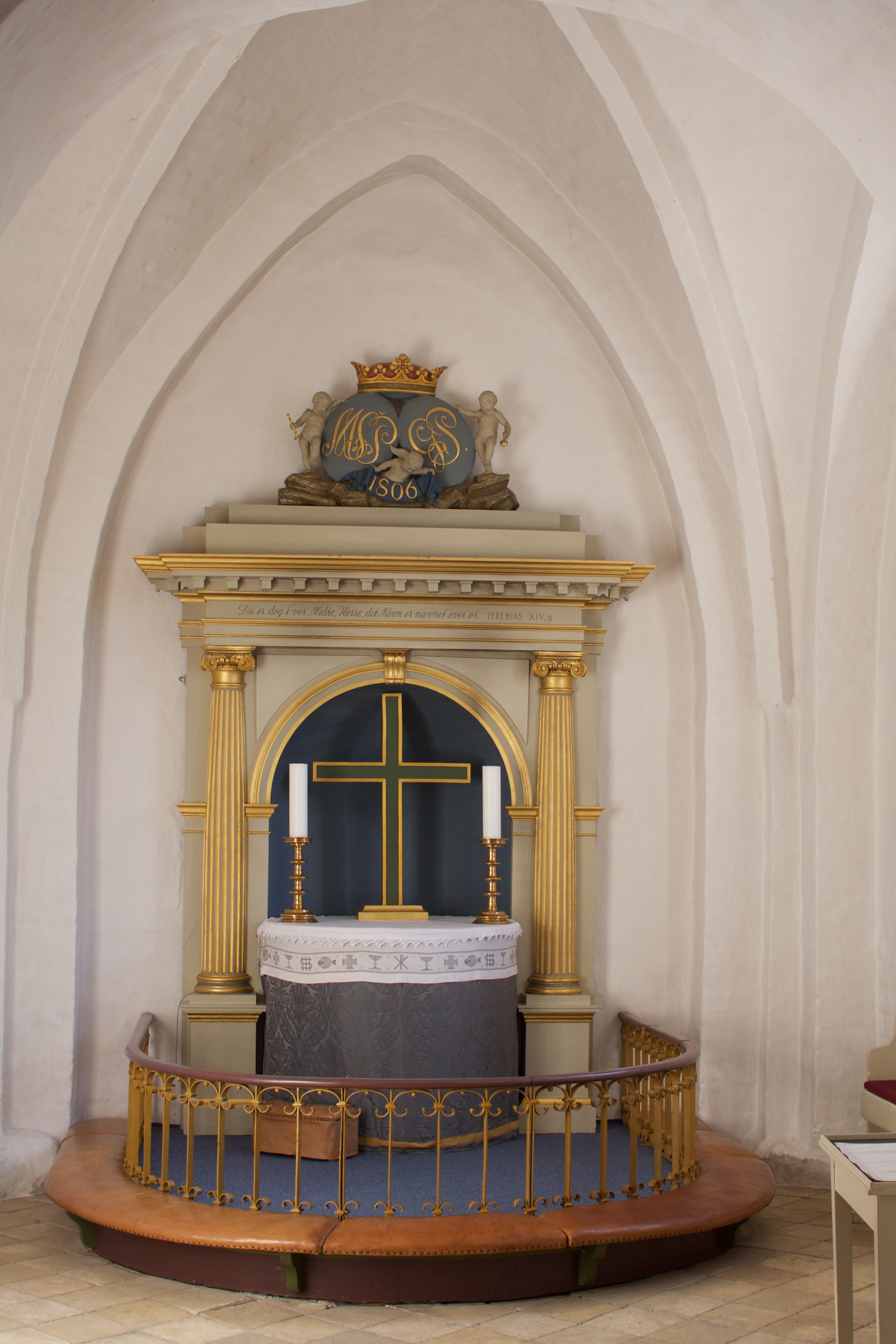 Gevninge Kirkes alter i empirestil